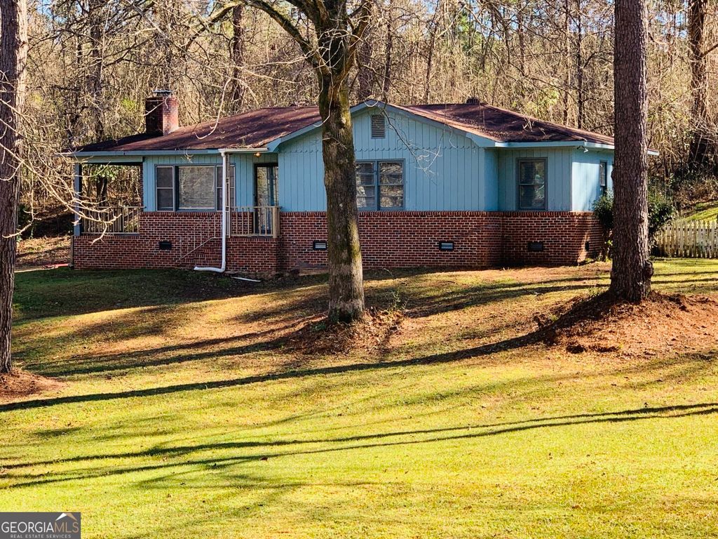 Photo of 32 N Cove Road, Hogansville, GA 30230 (MLS # 10709024)