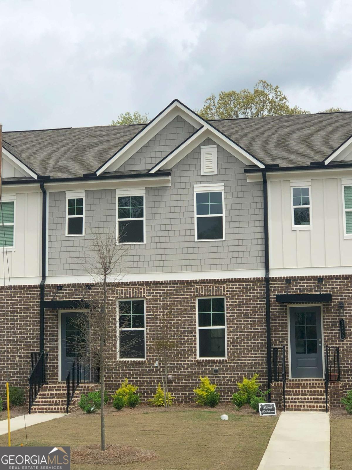 1282 Ainsworth ALY