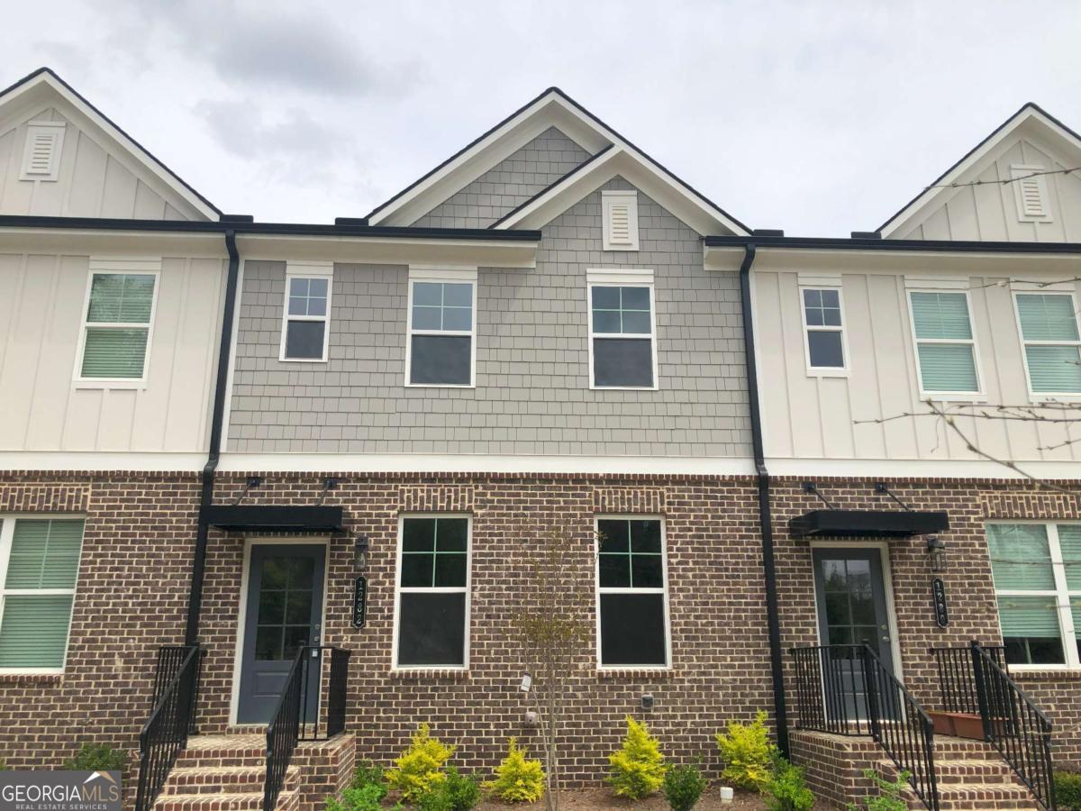 1282 Ainsworth ALY