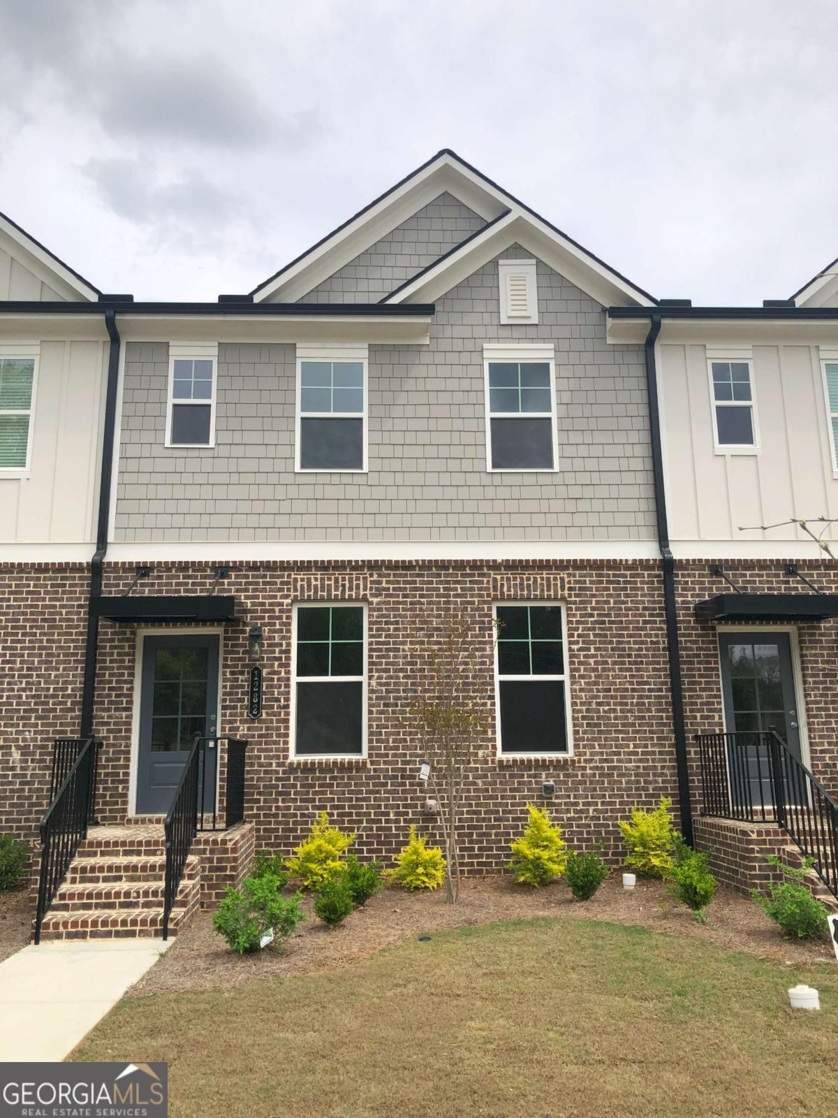 1282 Ainsworth ALY