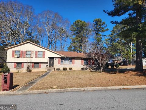 Photo of 3775 Benchmark Drive, Atlanta, GA 30349 (MLS # 10700604)