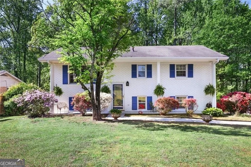 1995 Calvary Hill Court SW