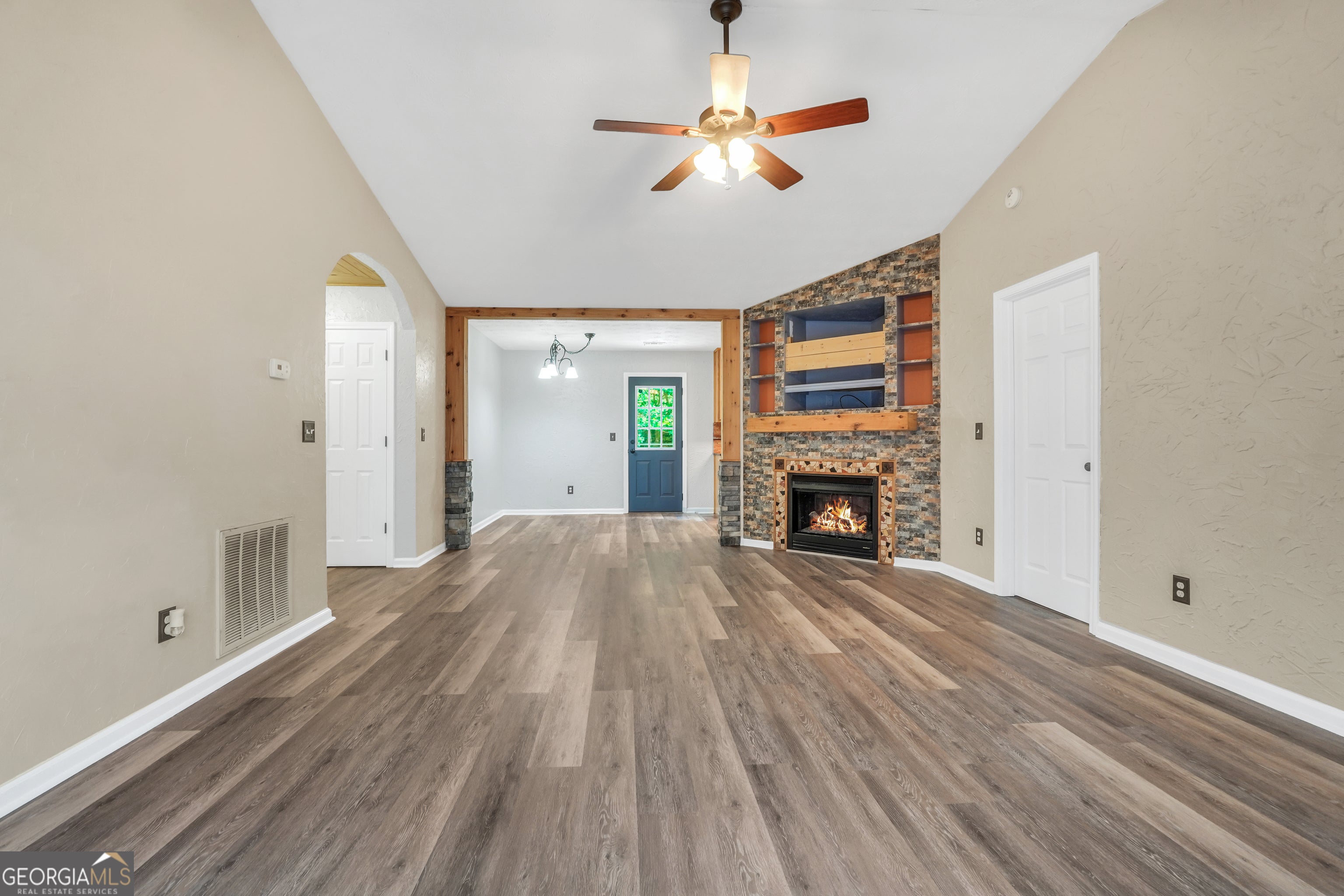 1203 Dried Creek CT