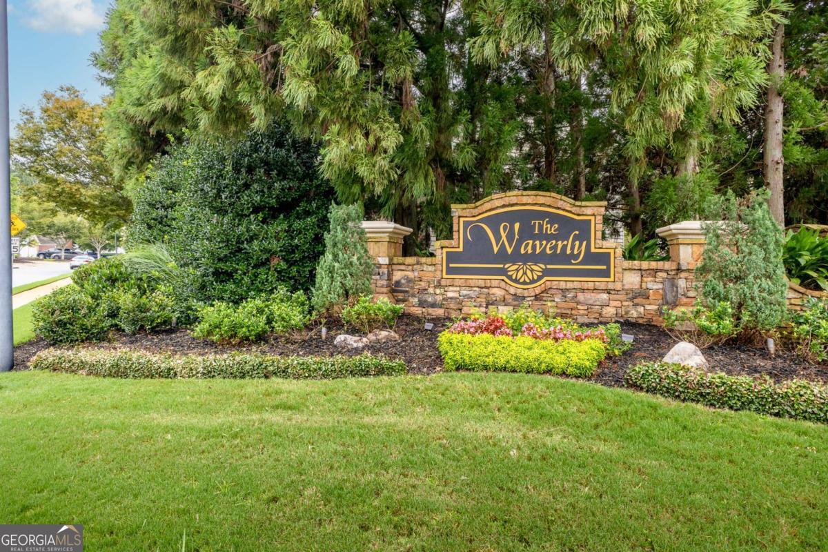 2651 Waverly Hills DR