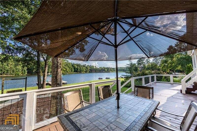 120 Thunder RD SE
