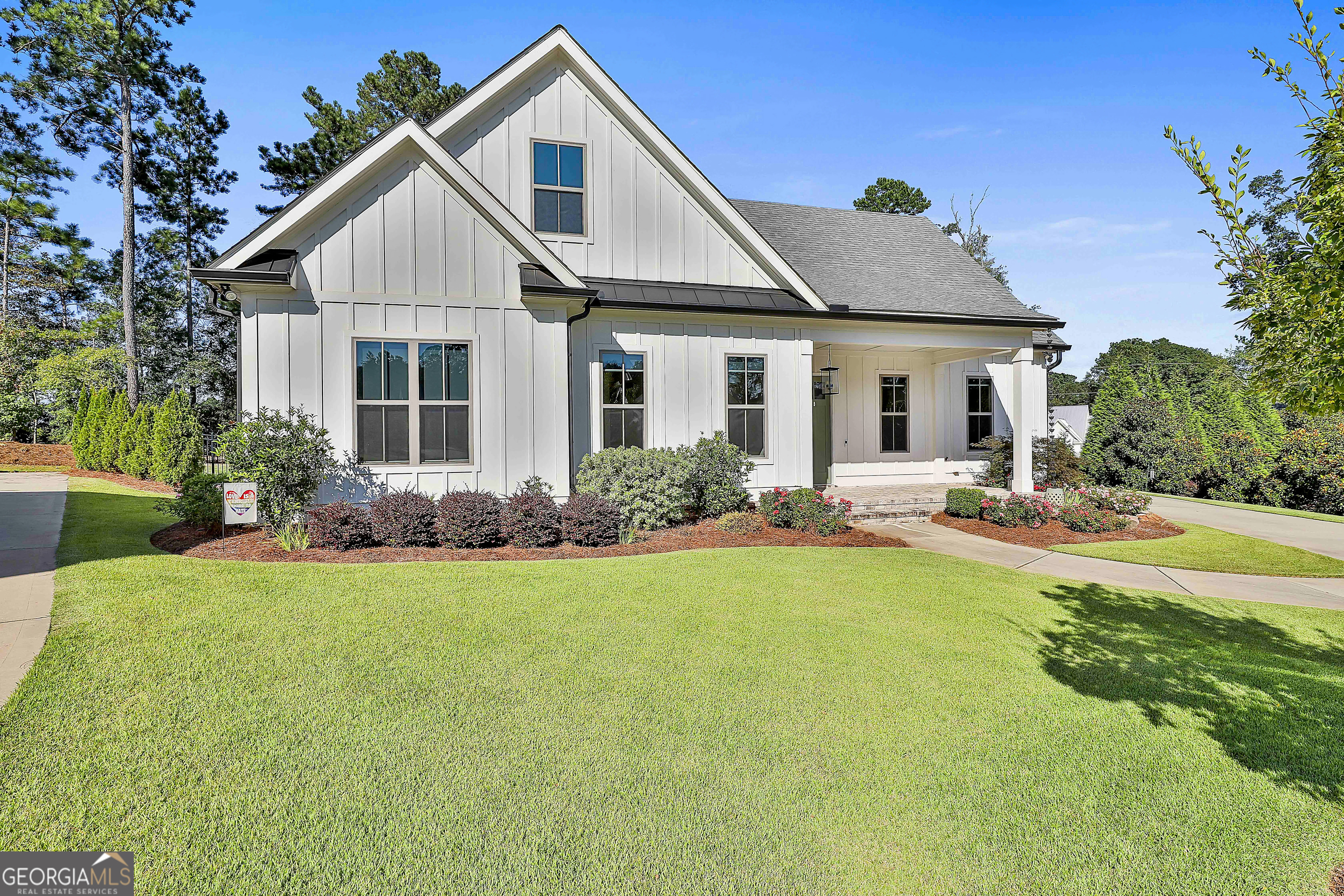35 MILLWALK DR