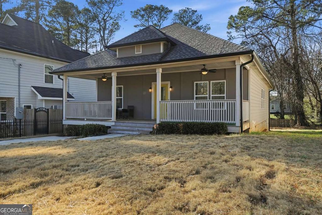 Photo of 2281 Pryor Road SW, Atlanta, GA 30315 (MLS # 10676484)