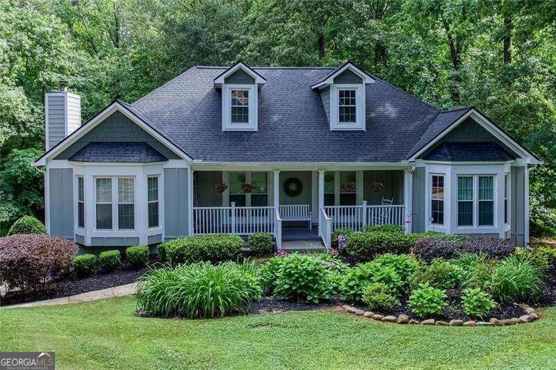 Photo of 40 Due West Lane, Dallas, GA 30157 (MLS # 10880743)