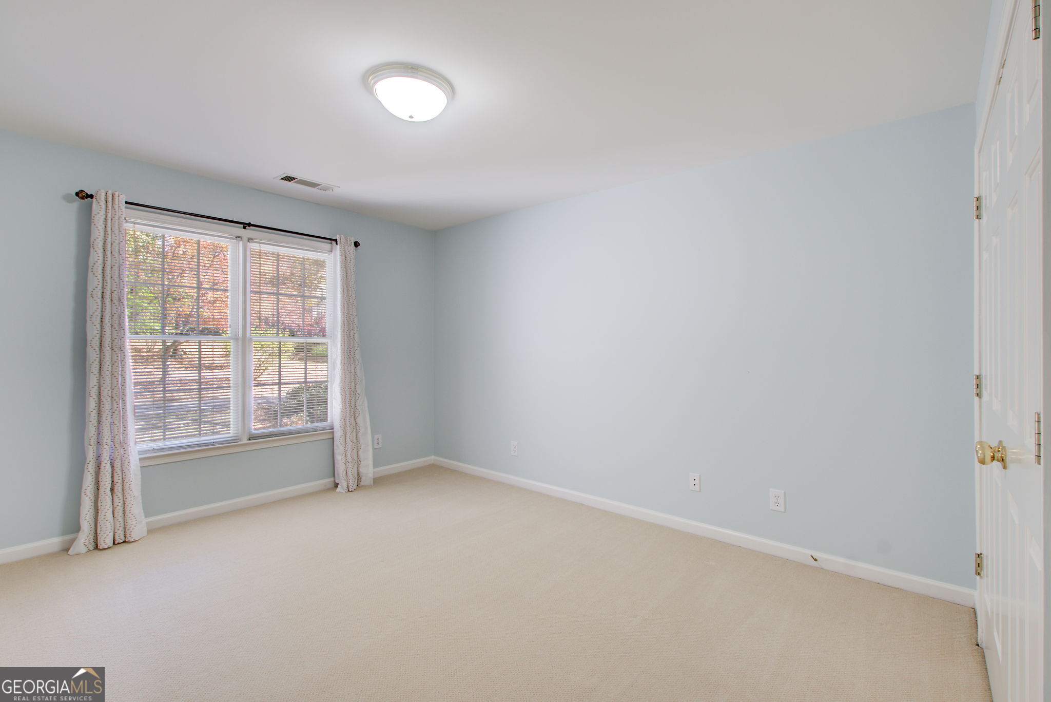 Nesbit Lakes - Residential