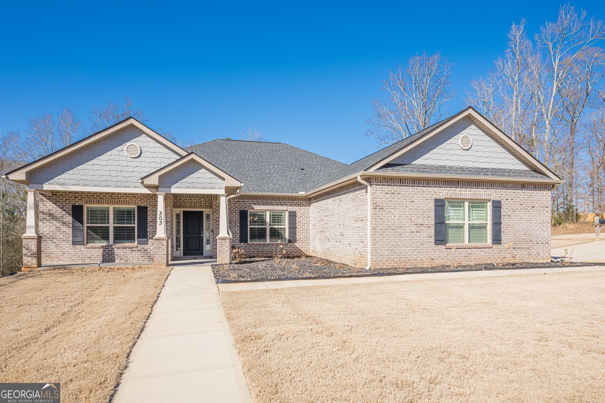 303 River Mansion DR