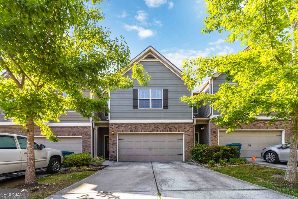 Photo of 7839 Rock Rose Lane #UNIT 111, Fairburn, GA 30213 (MLS # 10758383)