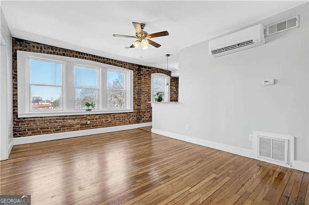 Photo of 373 Moreland Avenue NE, Atlanta, GA 30307 (MLS # 10687989)