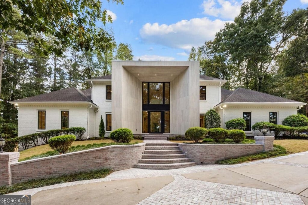 Photo of 1120 Heards Ferry Road, Sandy Springs, GA 30328 (MLS # 10869790)