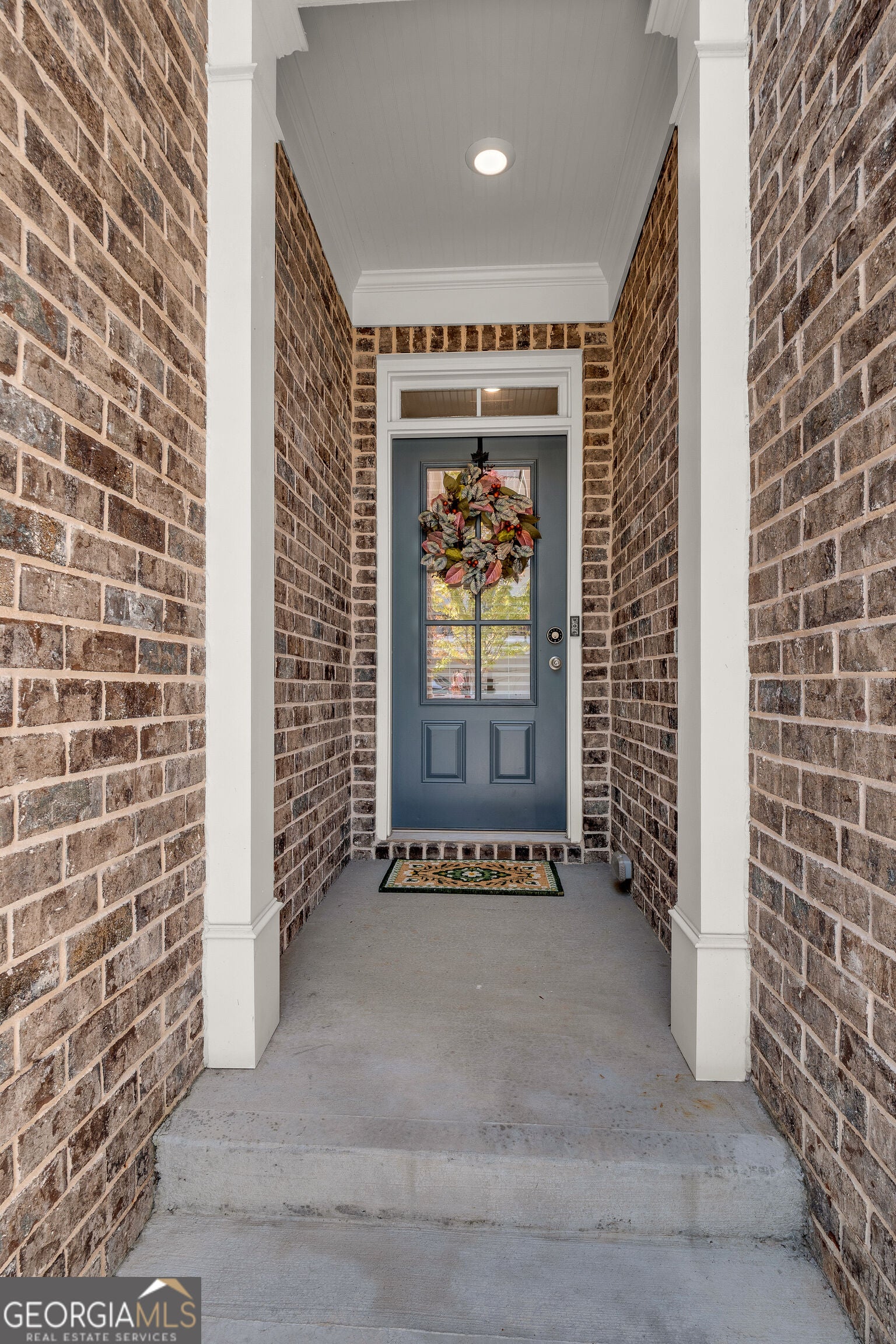 1567 Gin Blossom CIR