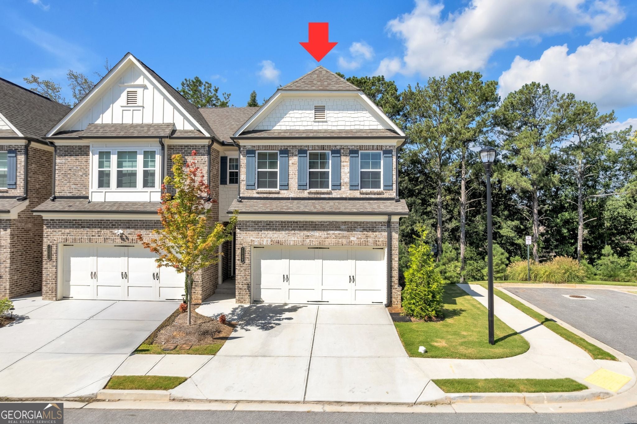 1567 Gin Blossom CIR
