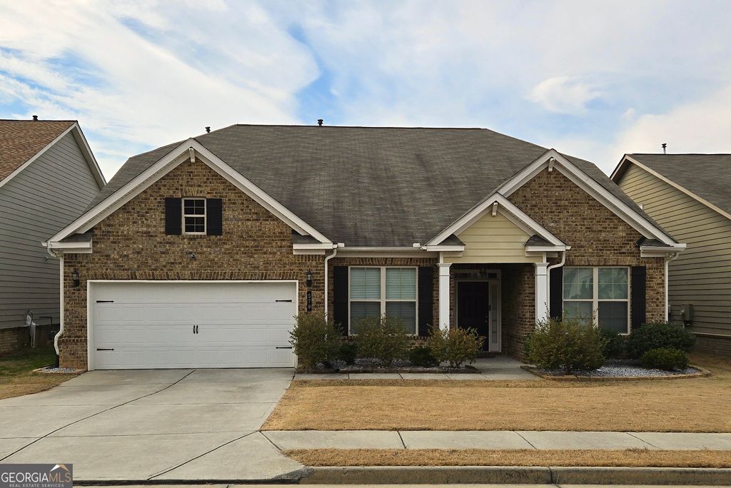 Photo of 570 Brightfield Dr, Loganville, GA 30052 (MLS # 10684602)