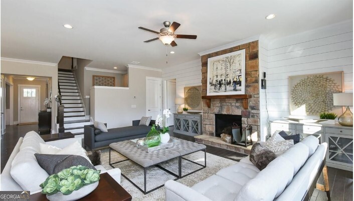 2905 Medford Drive