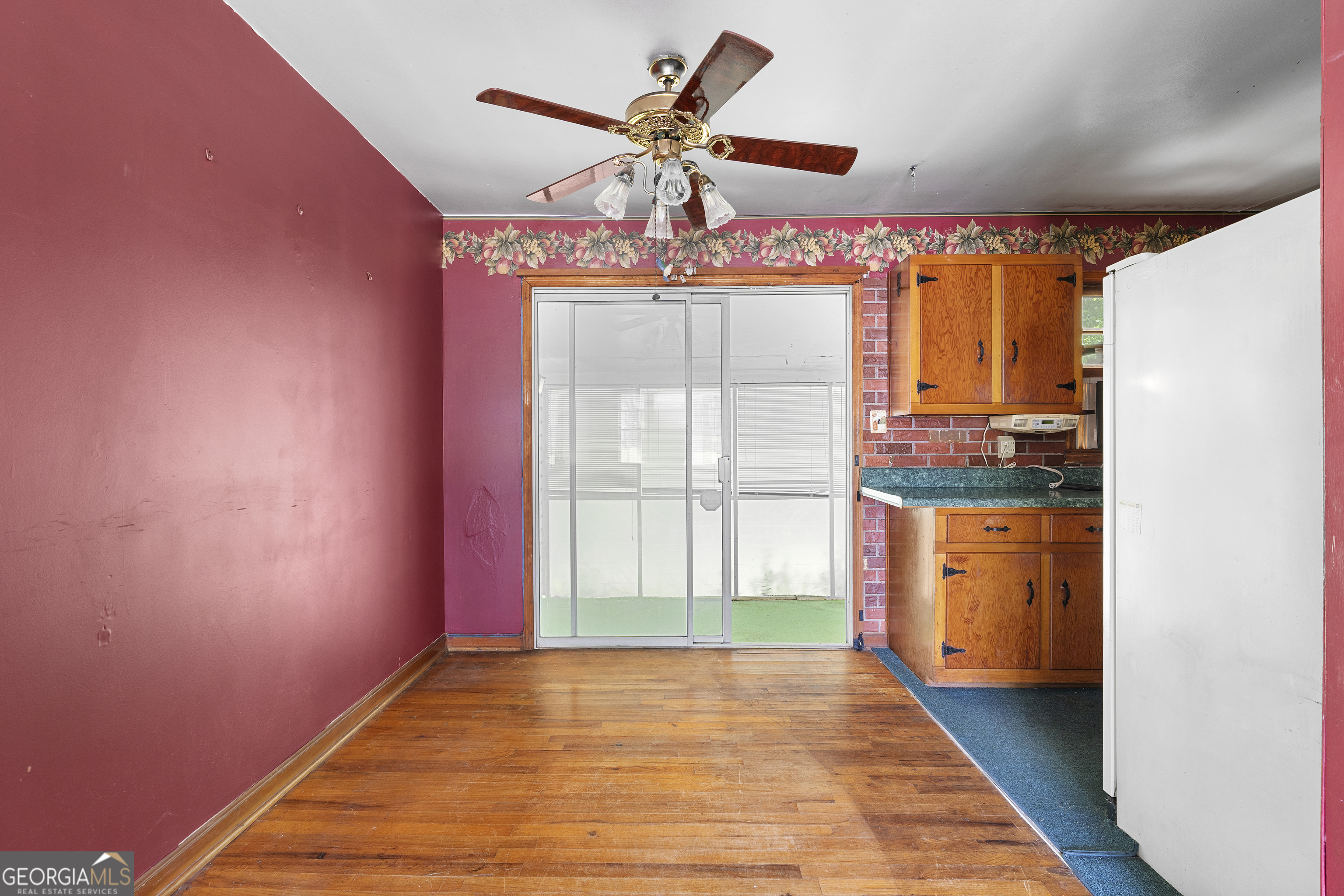 31 Belmont CIR