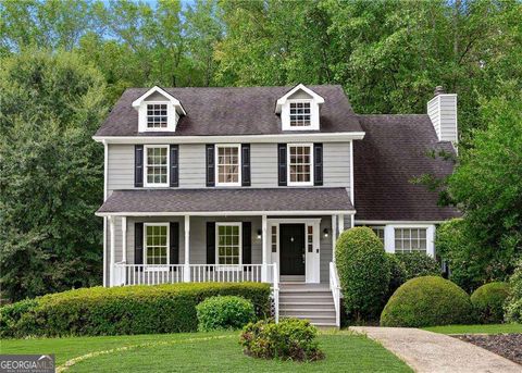 2835 Shurburne DR Alpharetta GA 30022