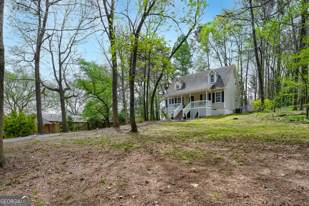 Photo of 181 Bishop Road NW, Cartersville, GA 30121 (MLS # 10724284)