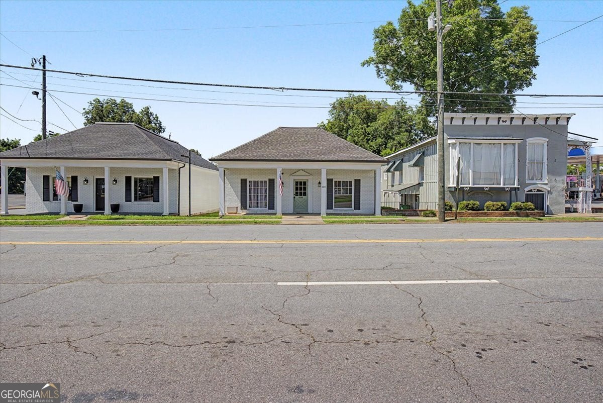 104 East AVE