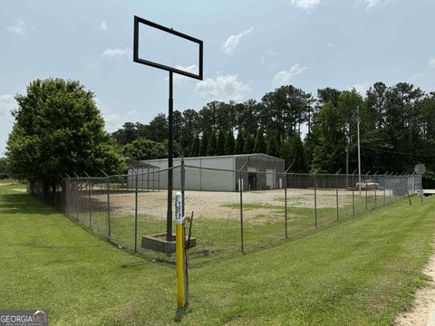 820 N Steele DR Hampton GA 30228