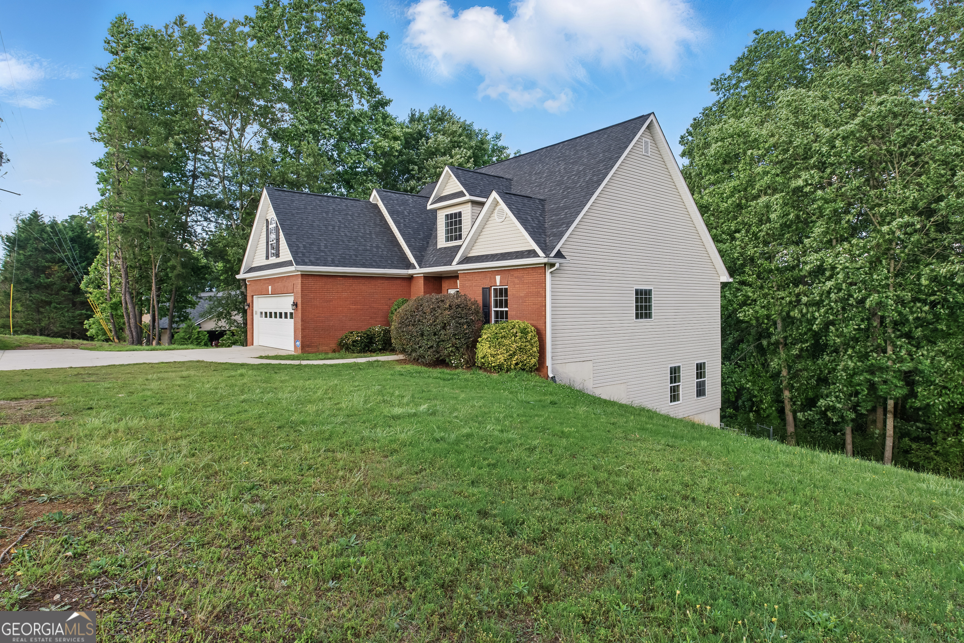 4392 Mount Vernon RD