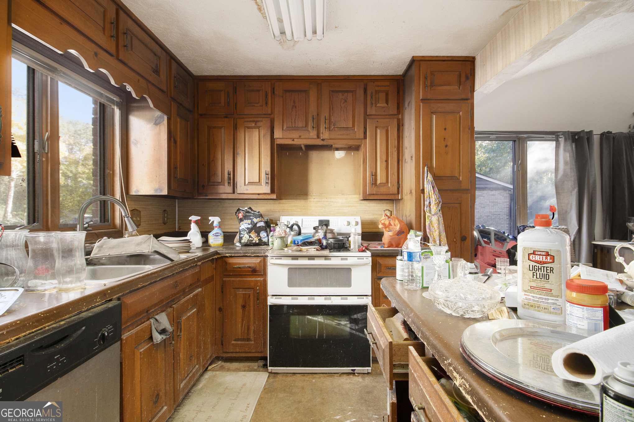 Circle Stone - Residential