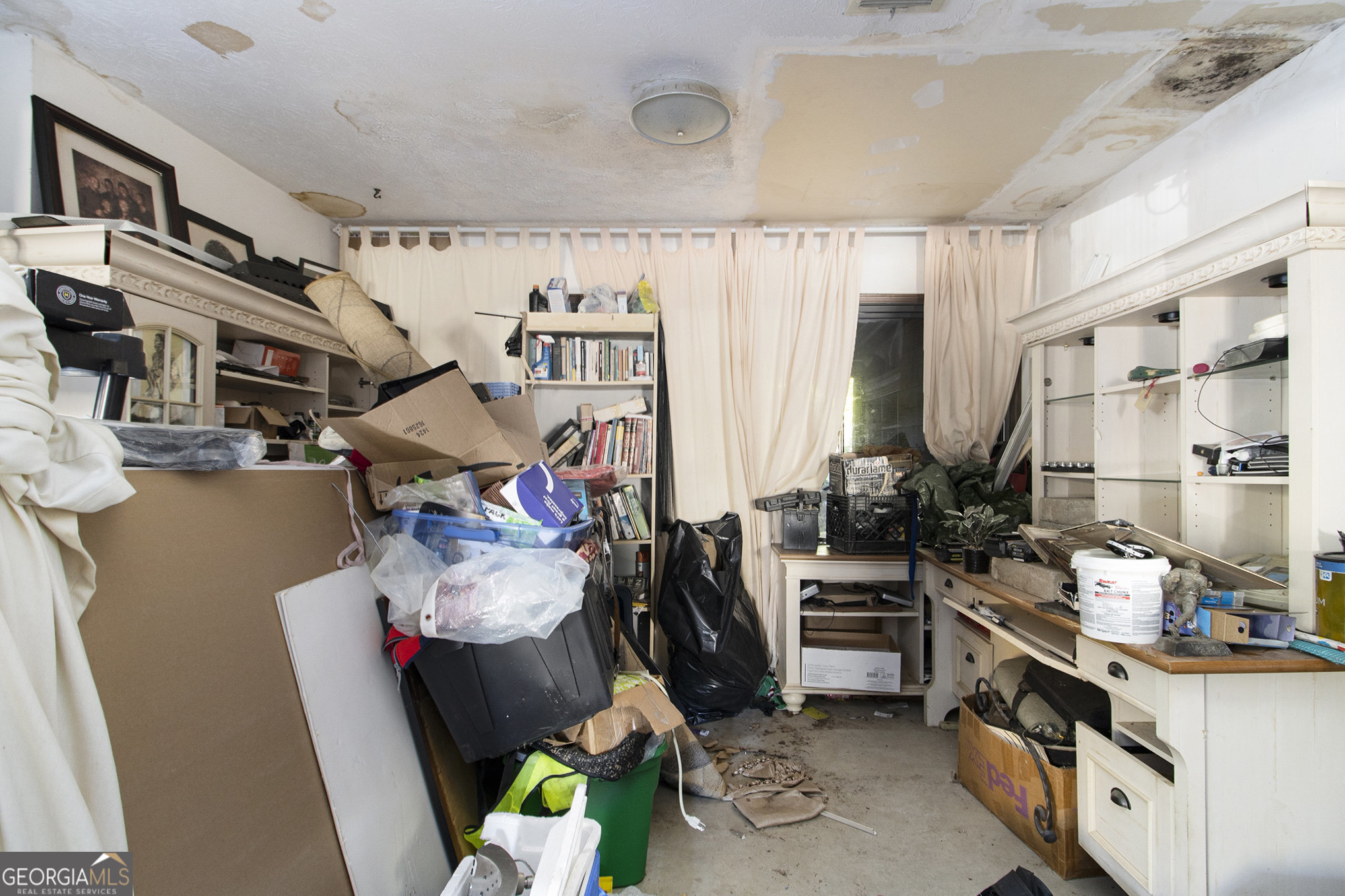 Circle Stone - Residential