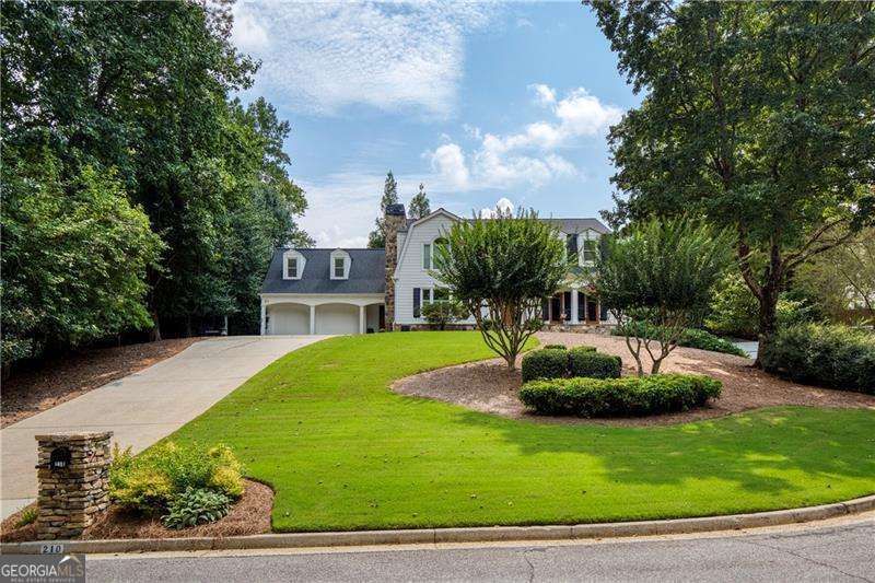 210 Hampstead CT