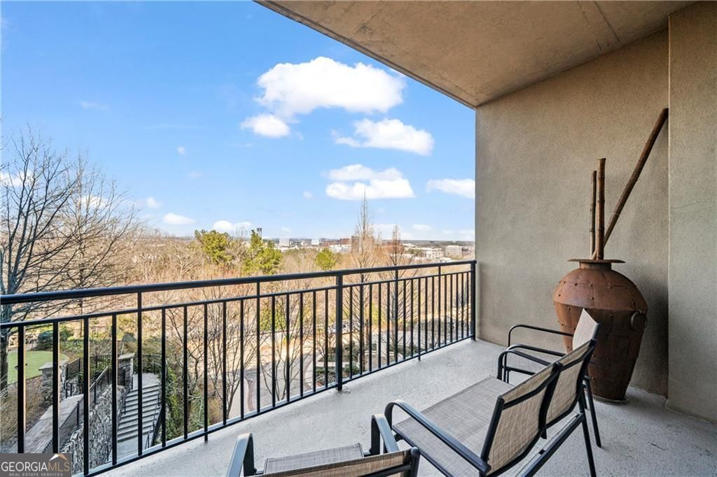 Atlanta, Georgia 30339, United States, 2 Bedrooms Bedrooms, ,2 BathroomsBathrooms,Residential,Active,174531