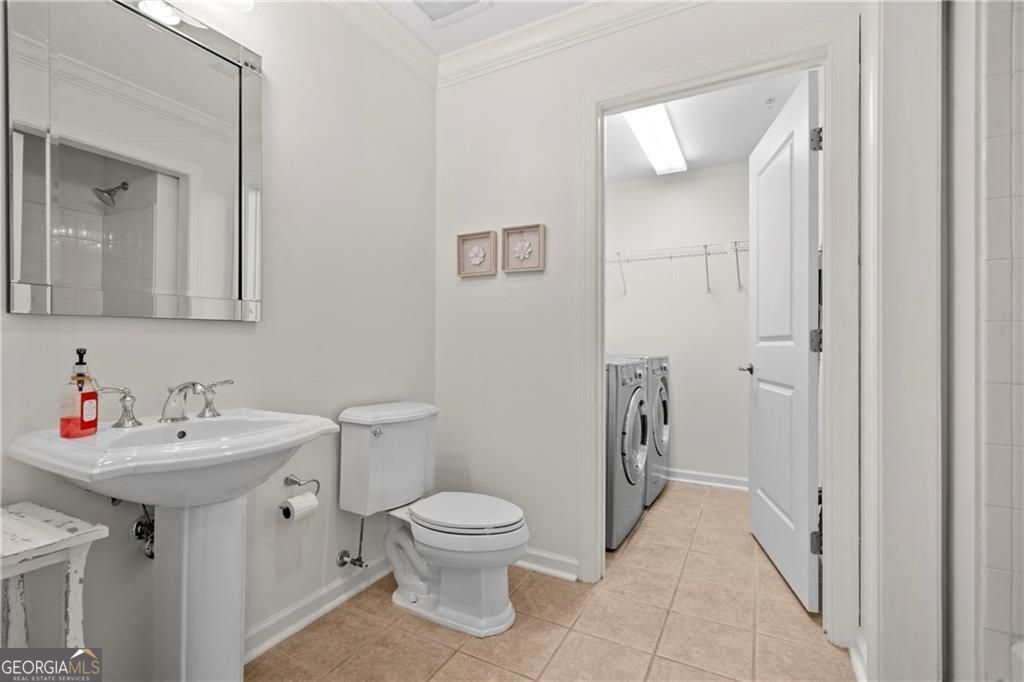 Atlanta, Georgia 30339, United States, 2 Bedrooms Bedrooms, ,2 BathroomsBathrooms,Residential,Active,174531