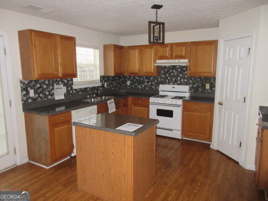 Photo of 12237 Dickson Road, Hampton, GA 30228 (MLS # 10661339)