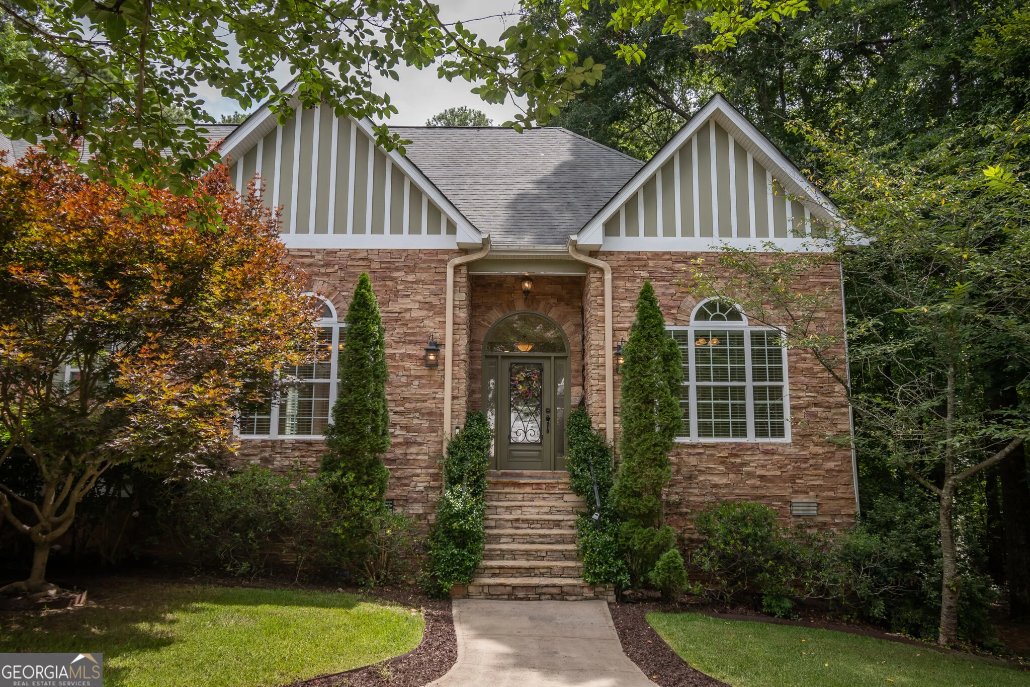155 Pine Creek Way