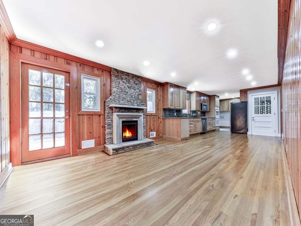 Photo of 721 Blackwell Circle, Marietta, GA 30066 (MLS # 10874930)
