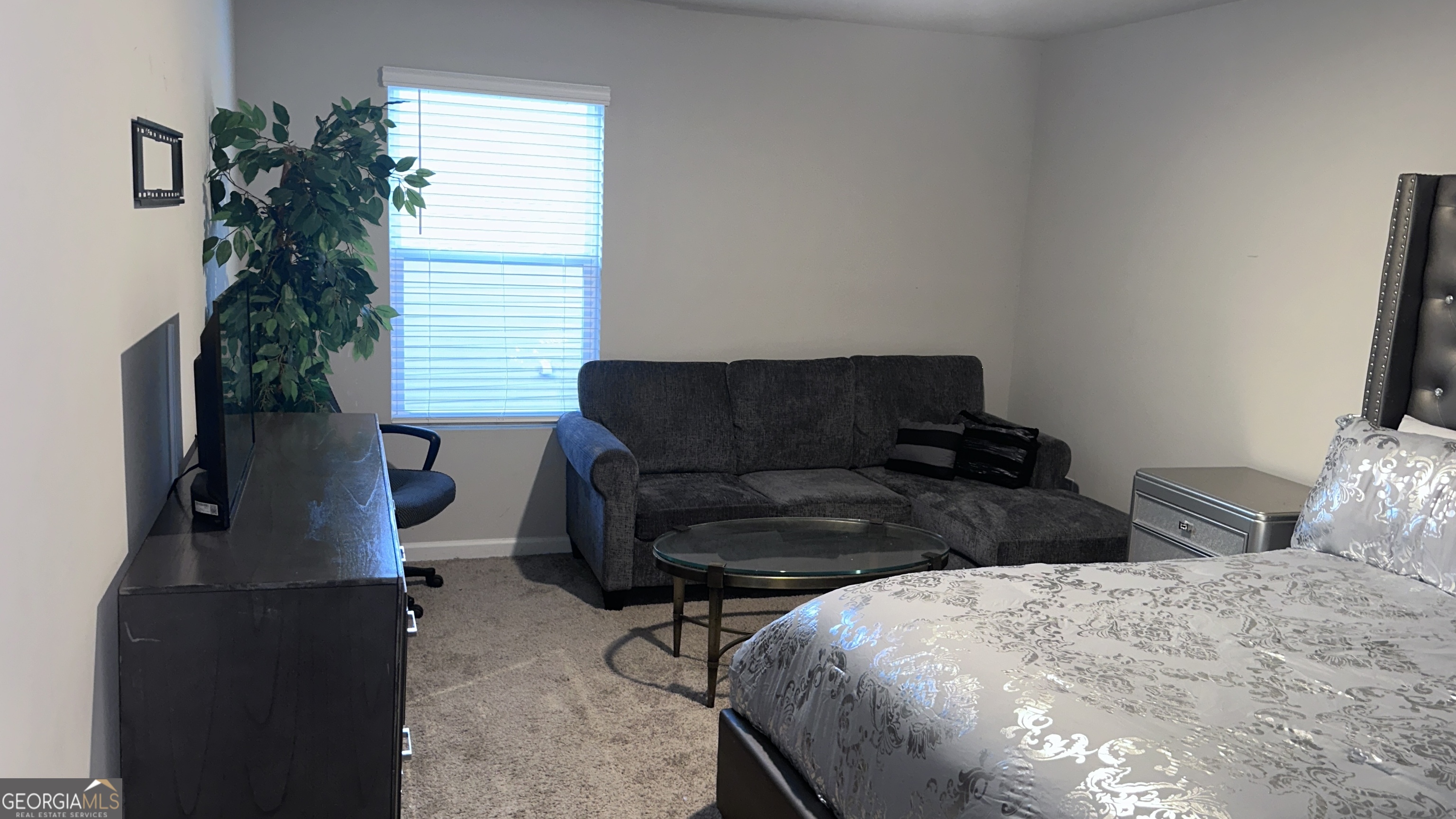 2312 Gateway TRL