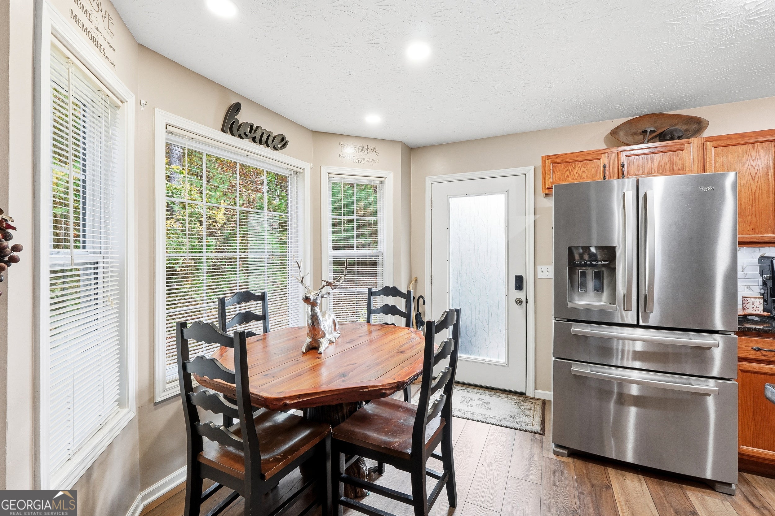 383 Acadia DR
