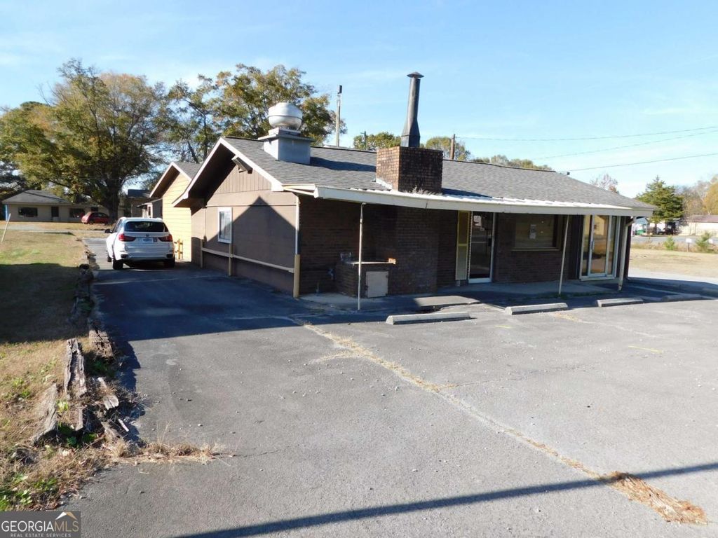 Photo of 1238 US 41 Highway N, Calhoun, GA 30701 (MLS # 10648439)