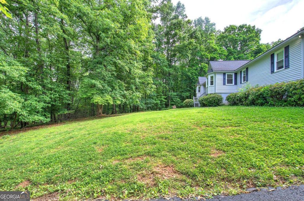 Photo of 65 Gaddis Road NW, Cartersville, GA 30120 (MLS # 10767794)