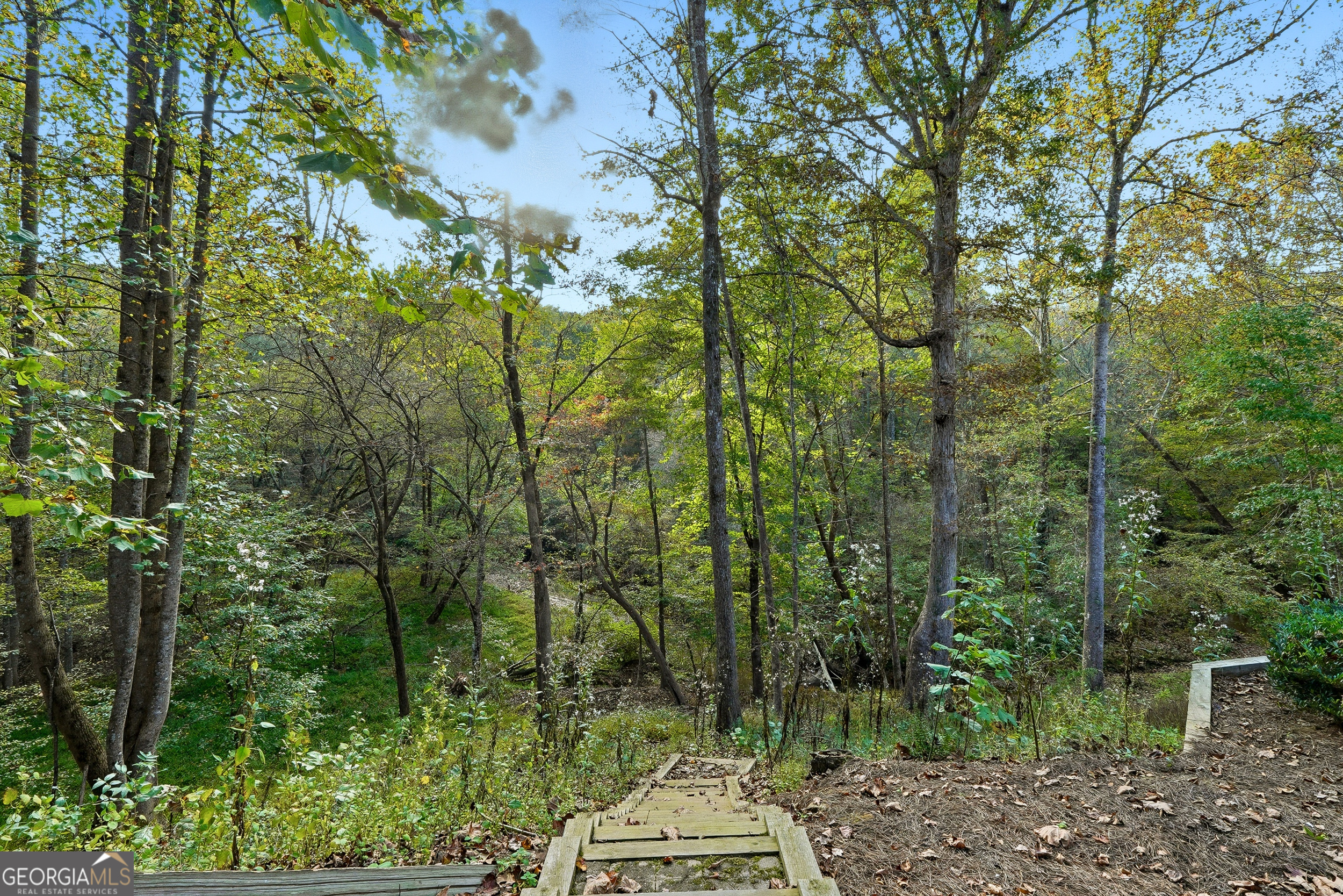 Falls of Smithwick Crossing. - Residential