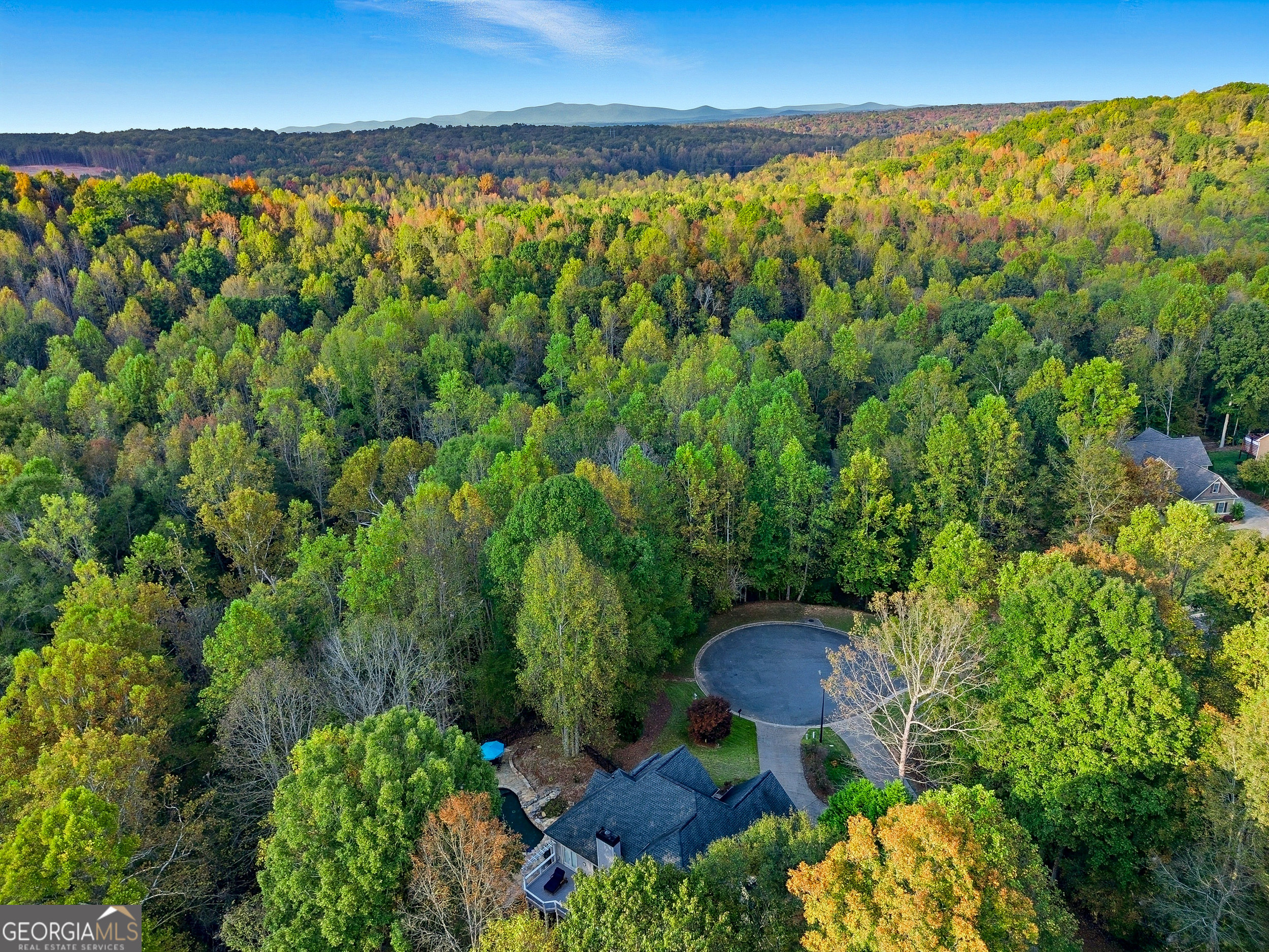 Falls of Smithwick Crossing. - Residential