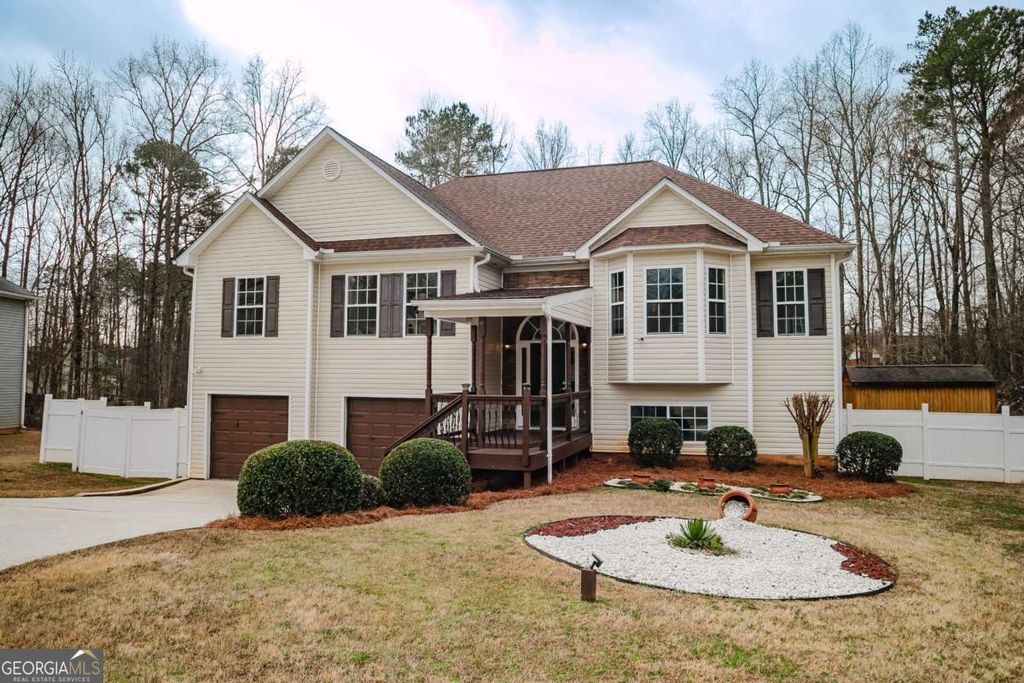 Photo of 275 Hoglen Drive, Covington, GA 30016 (MLS # 10699202)