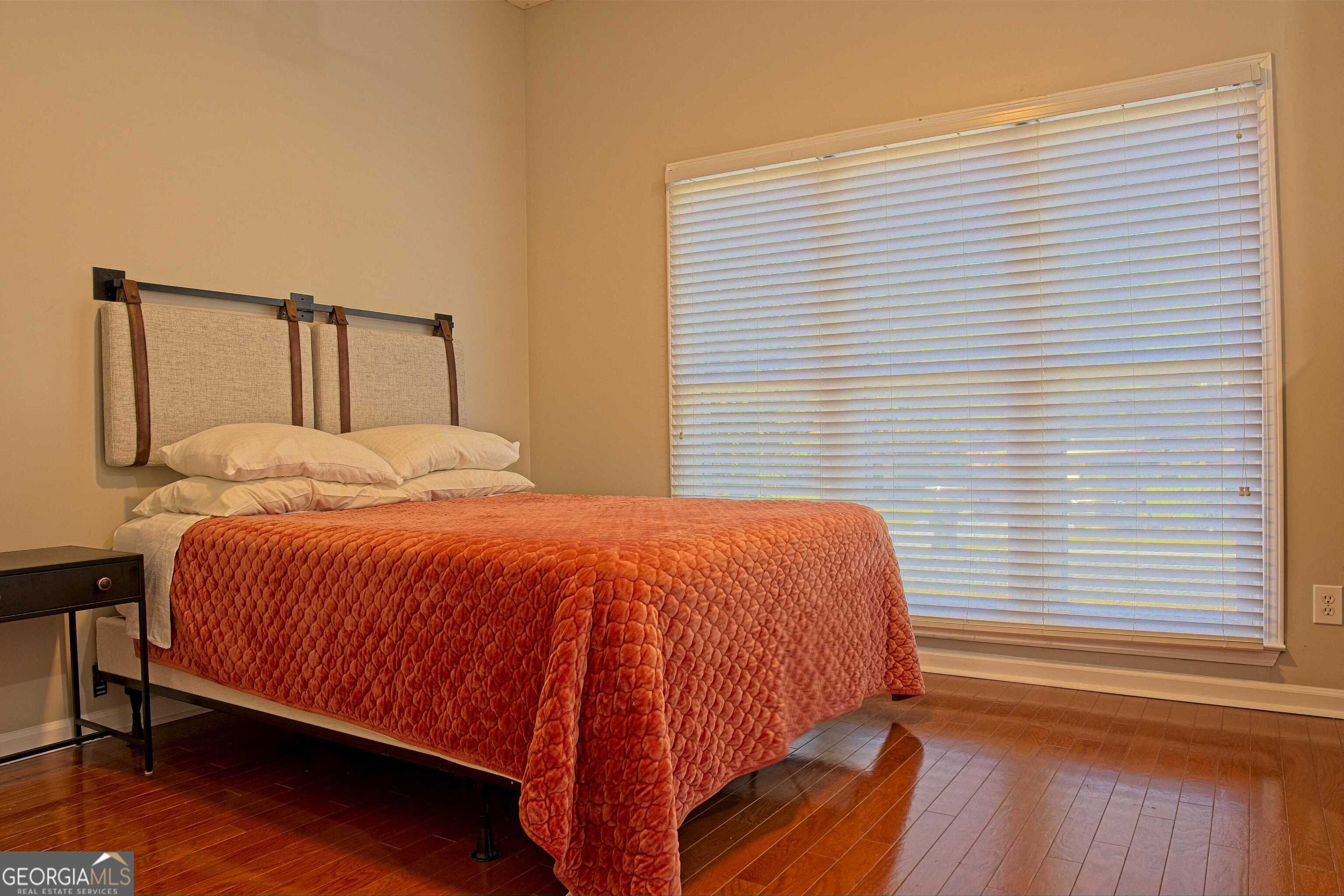 Creekside - Residential