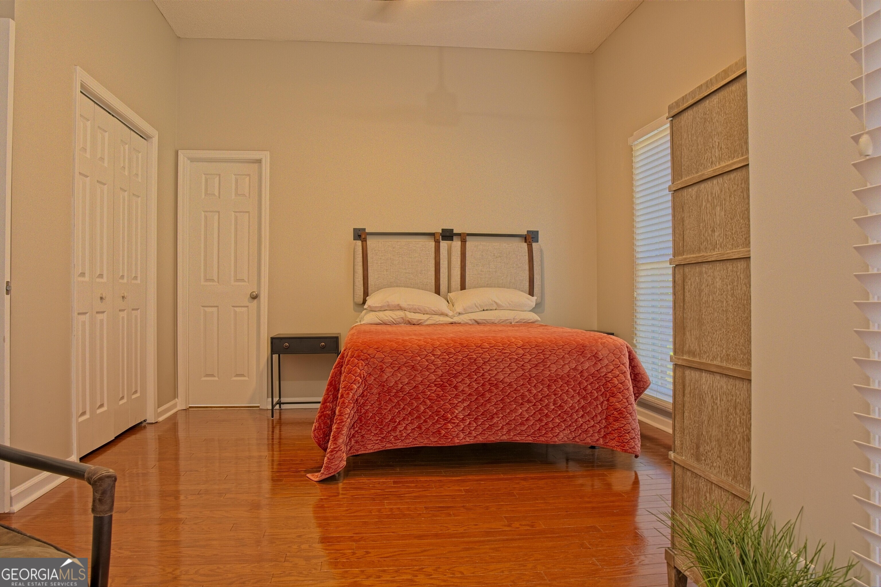 Creekside - Residential