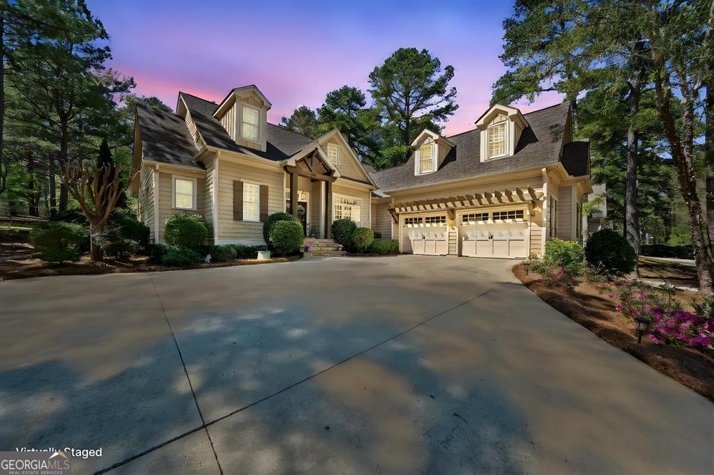 107 Oakton N