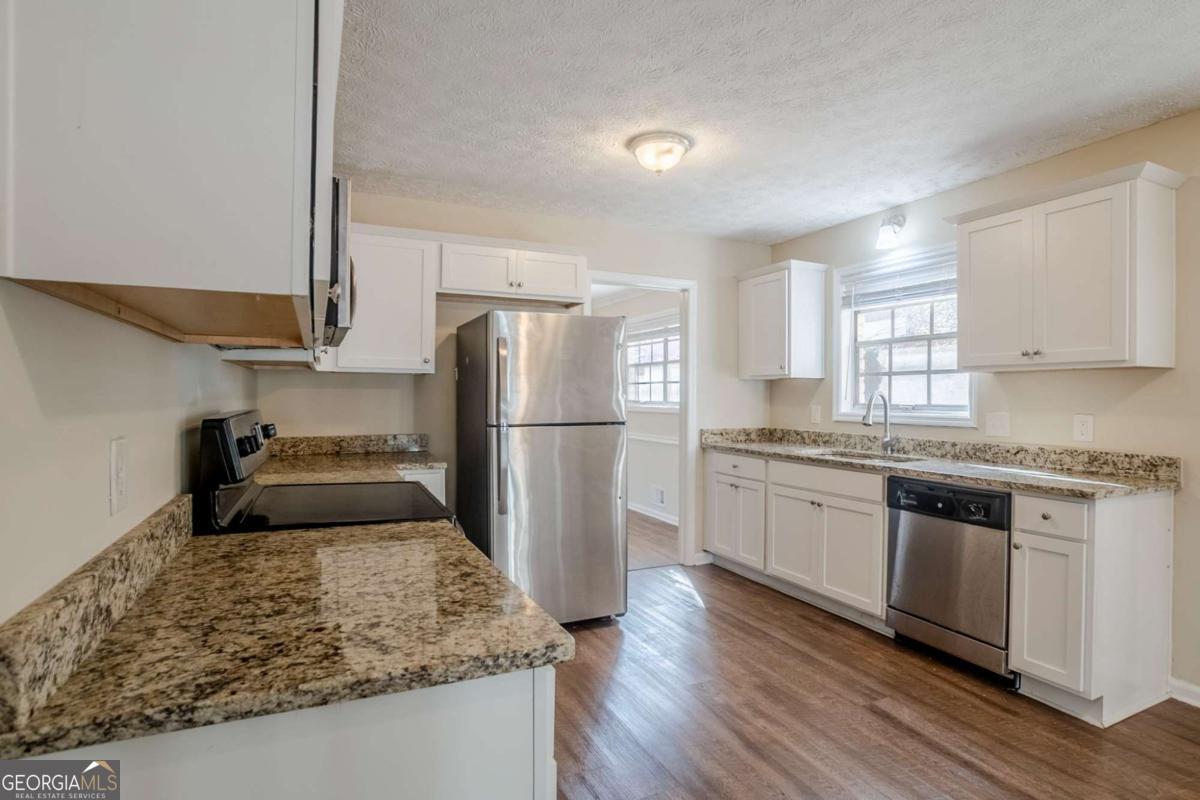 2236 Chestnut Hill CIR