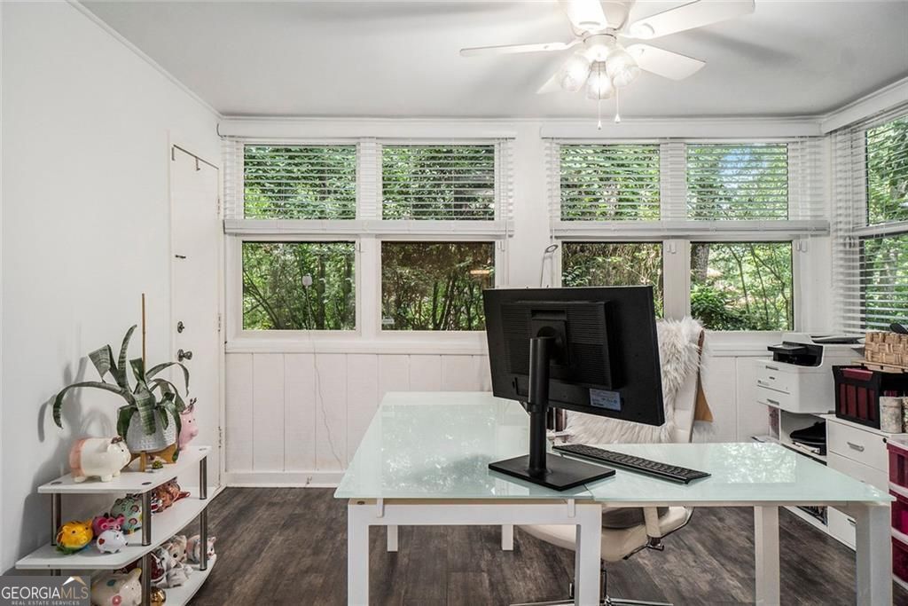 Photo of 94 Rosaire Place NW, Atlanta, GA 30327 (MLS # 10676326)