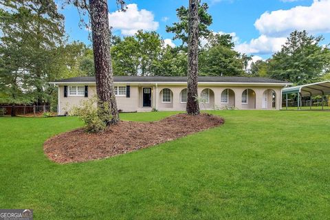 A home in Douglasville