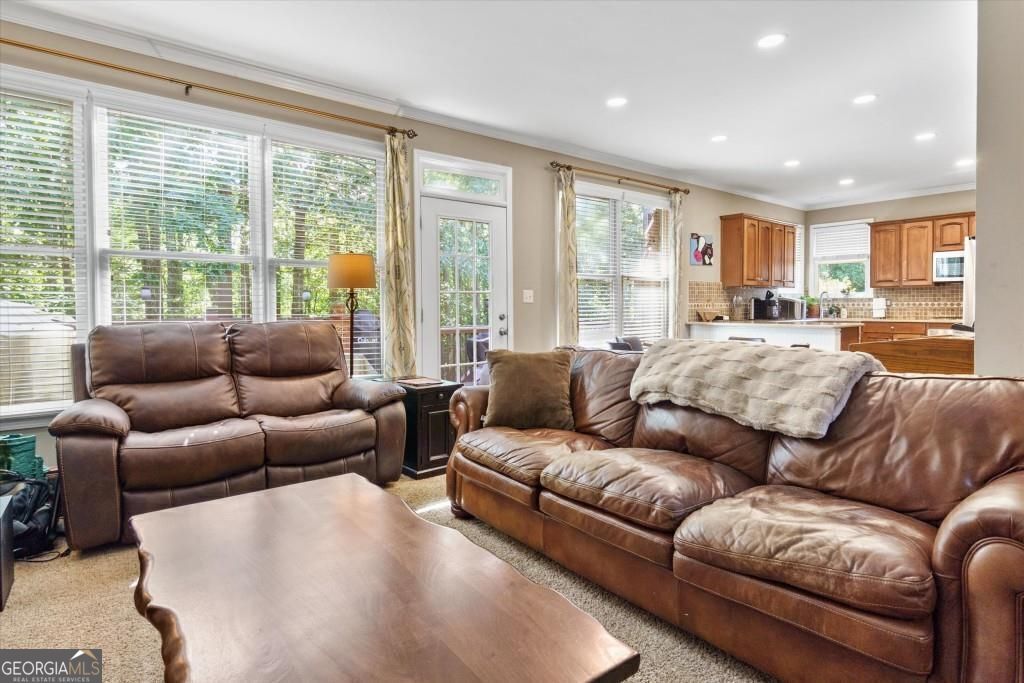 Woodstock, Georgia 30189, United States, 5 Bedrooms Bedrooms, ,4 BathroomsBathrooms,Residential,Active,136208