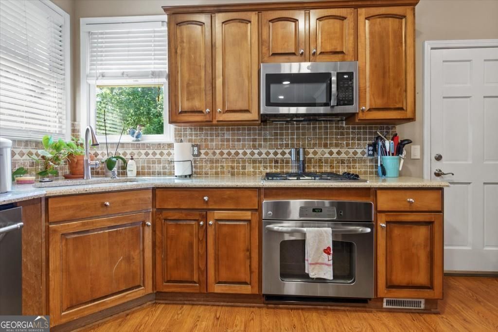 Woodstock, Georgia 30189, United States, 5 Bedrooms Bedrooms, ,4 BathroomsBathrooms,Residential,Active,136208